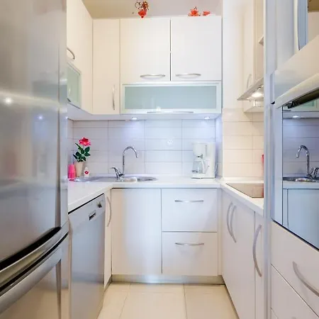 Mountain View Apartment